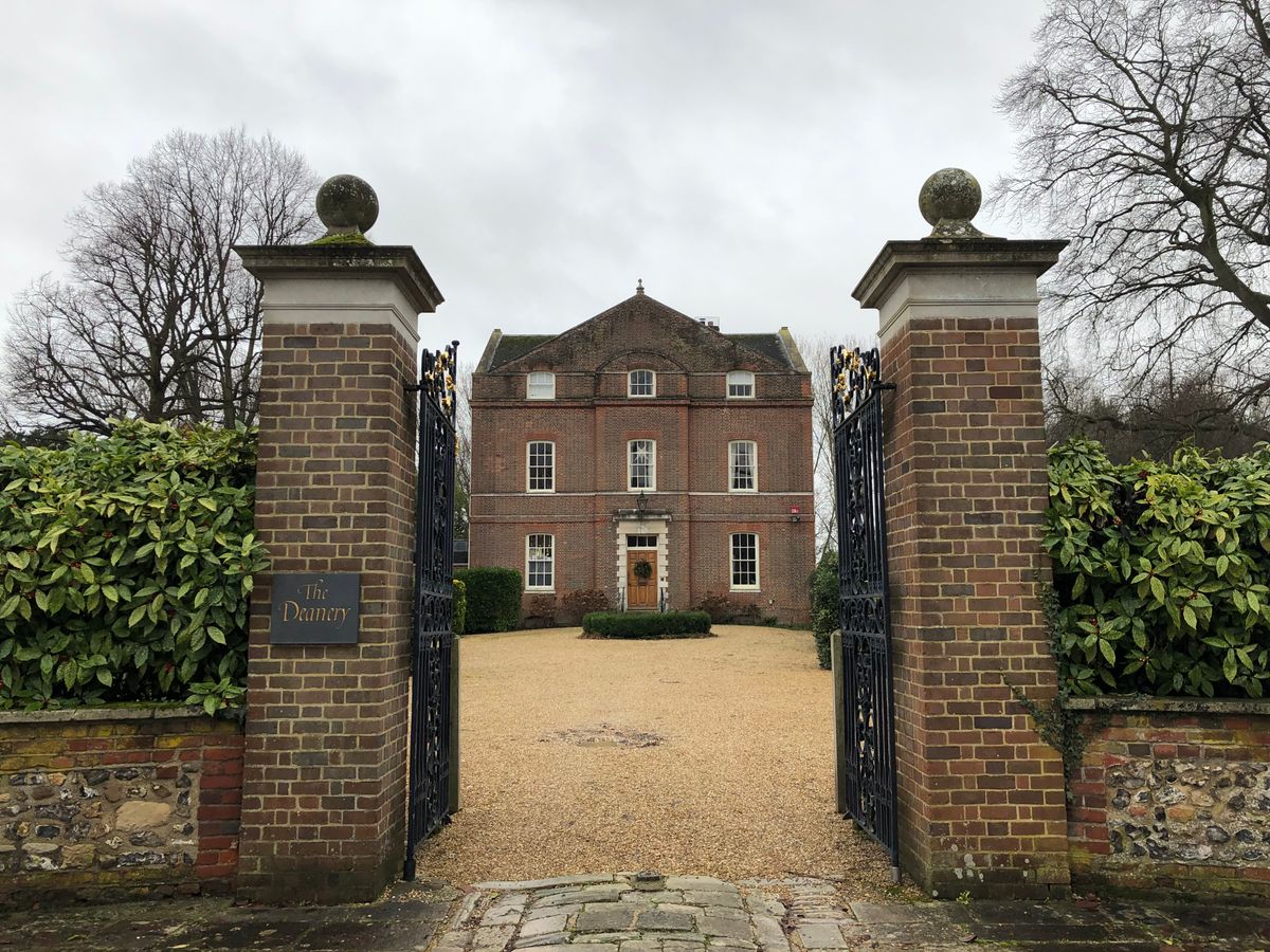 An entrance gate to a country house